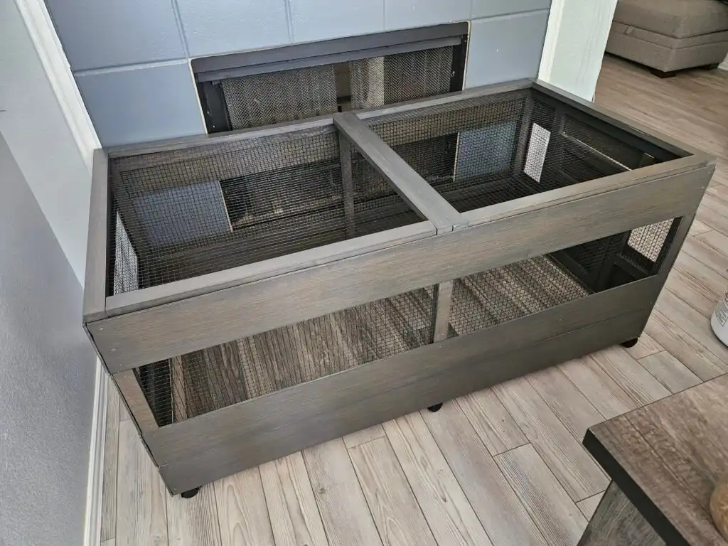 DIY furniture crate for ducks