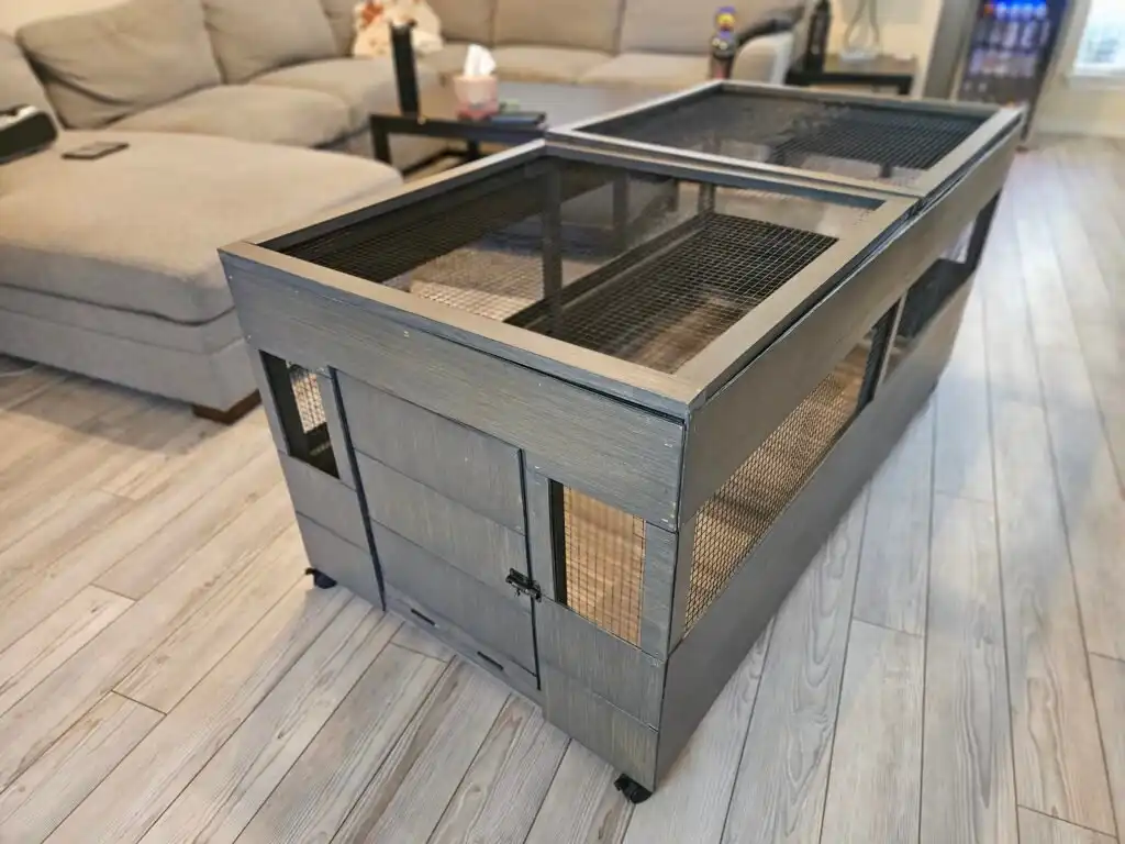 DIY furniture crate for ducks