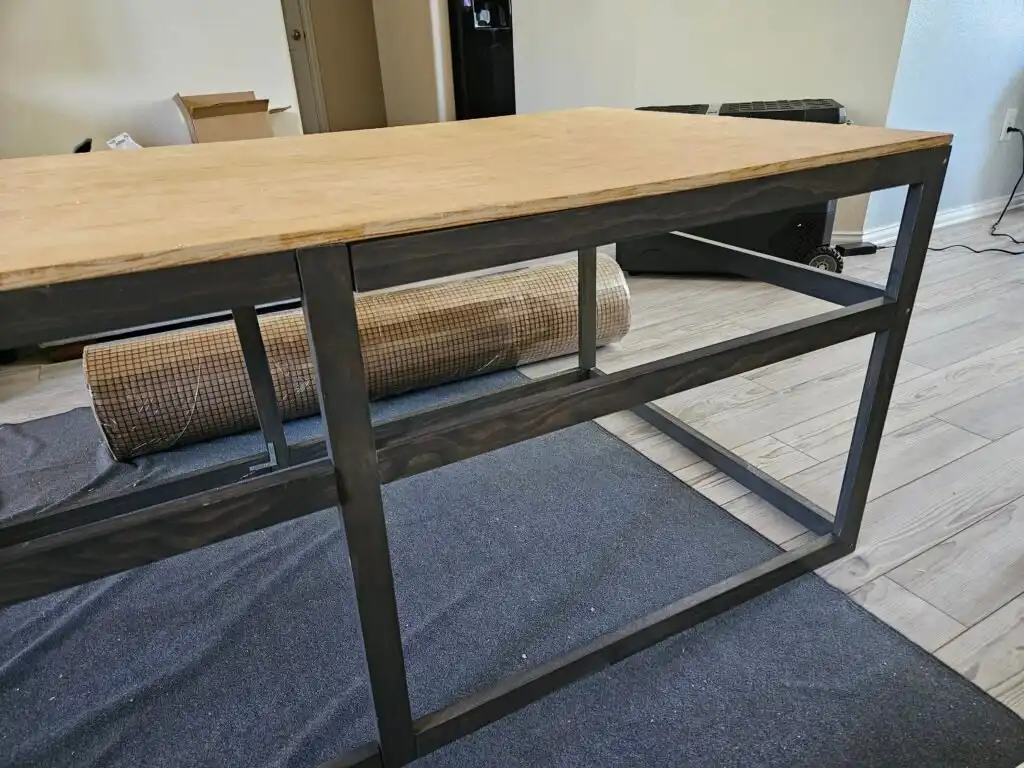 DIY furniture crate for ducks